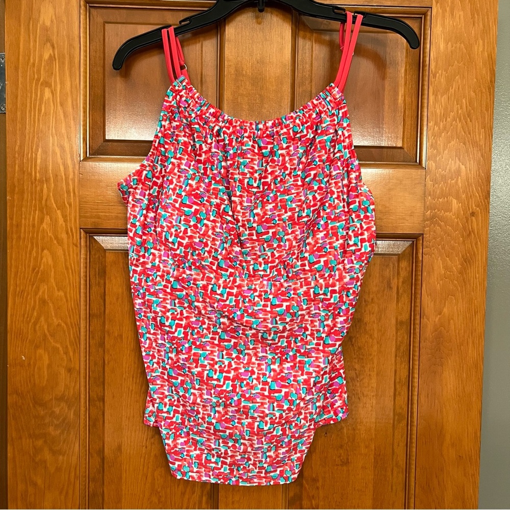 Beach Ware tankini with built in underwire bra (14D) - never worn with tags